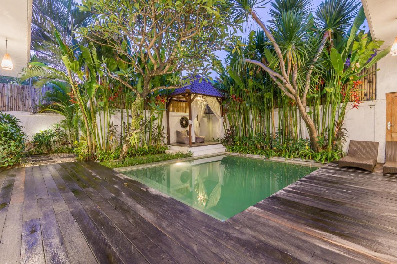 Pulesari 2 Bedrooms Seminyak Exterior foto