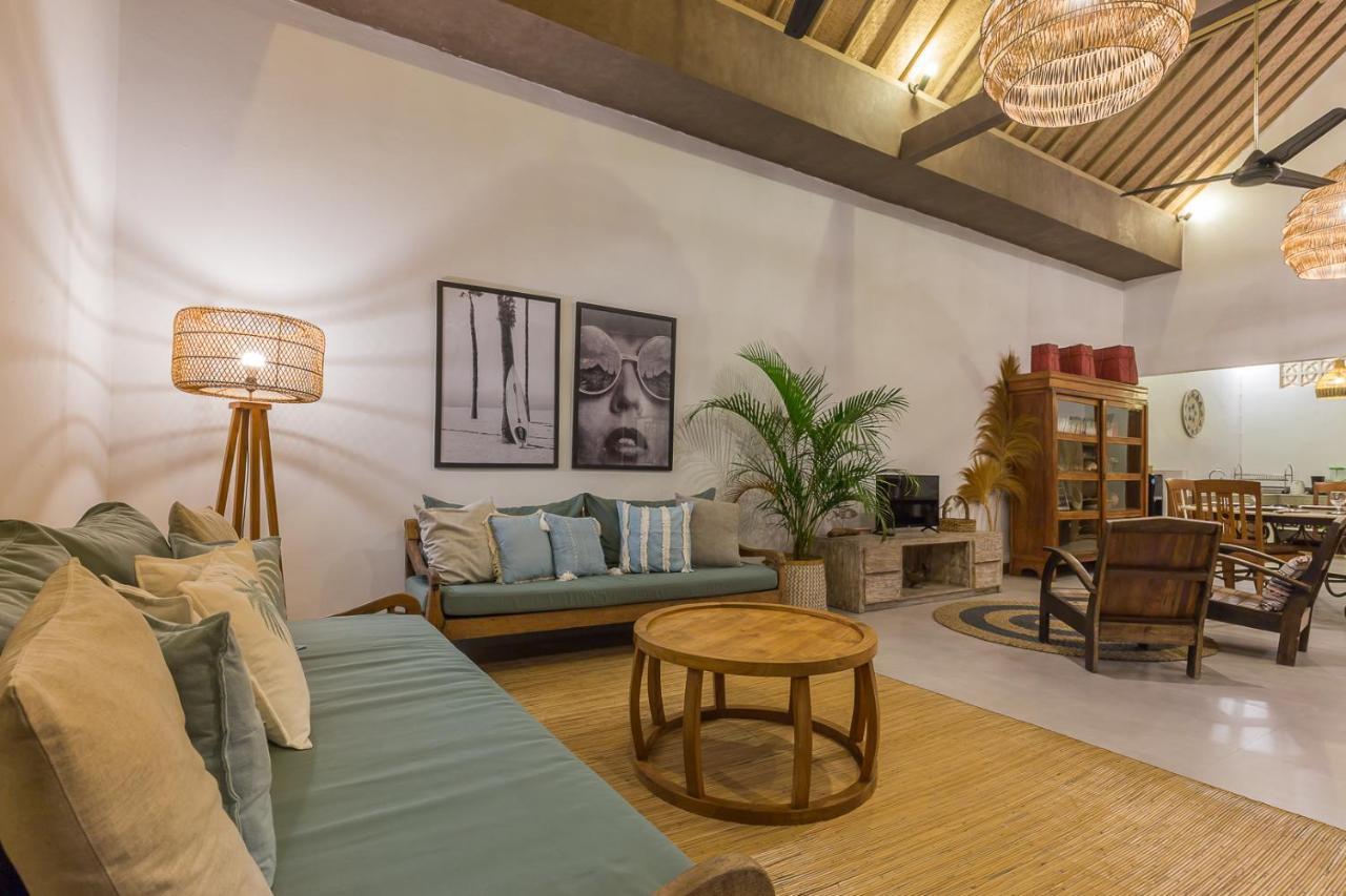 Pulesari 2 Bedrooms Seminyak Exterior foto